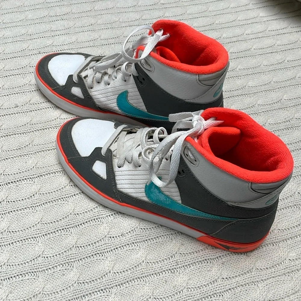Men’s Nike Air flight AC Sz 10 white base w/ orange turquoise gray high tops
